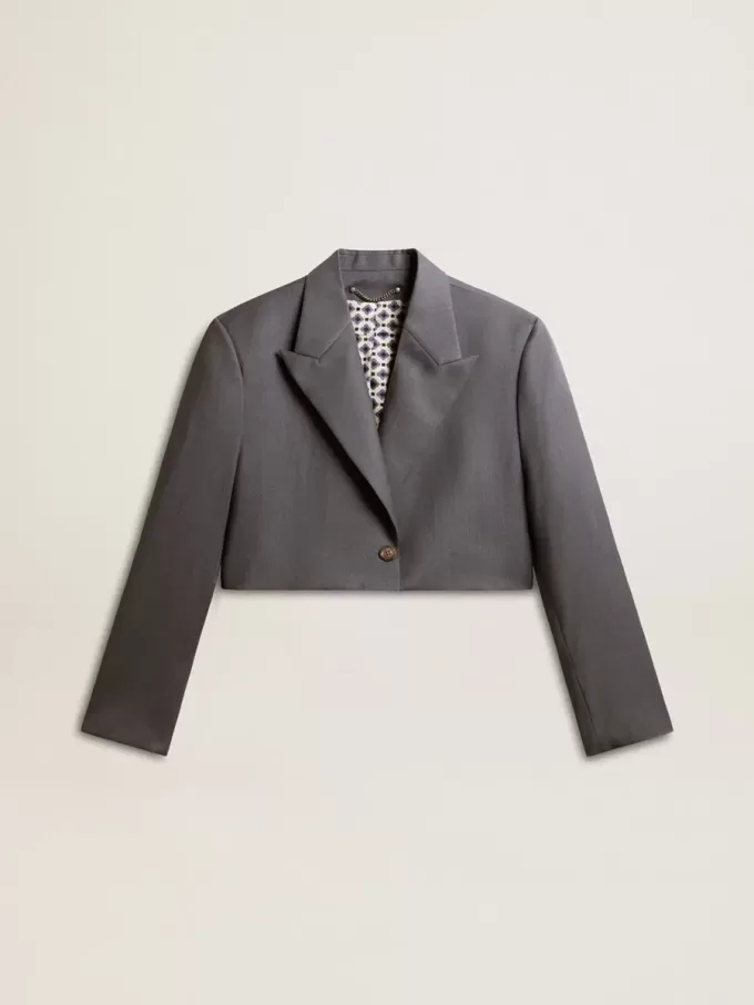 Chaqueta corta de mujer de lana azul claro con botonadura sencilla Chaqueta corta de mujer de lana azul claro con botonadura sencilla