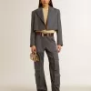 Chaqueta corta de mujer de lana azul claro con botonadura sencilla Chaqueta corta de mujer de lana azul claro con botonadura sencilla