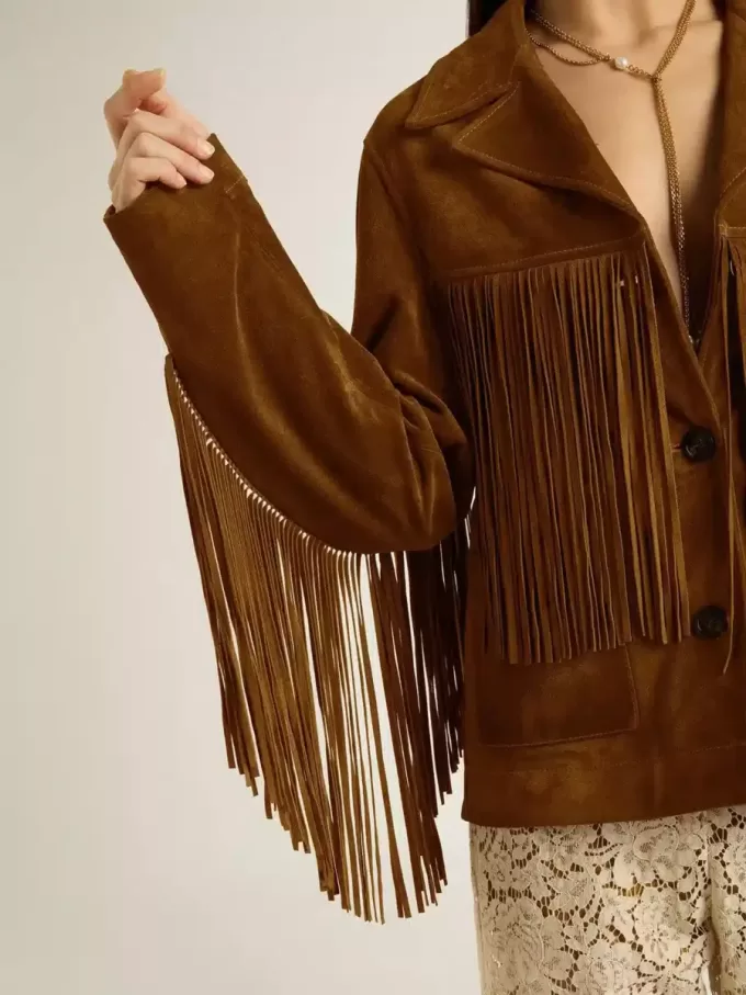 Chaqueta de ante color tabaco para mujer con flecos Chaqueta de ante color tabaco para mujer con flecos