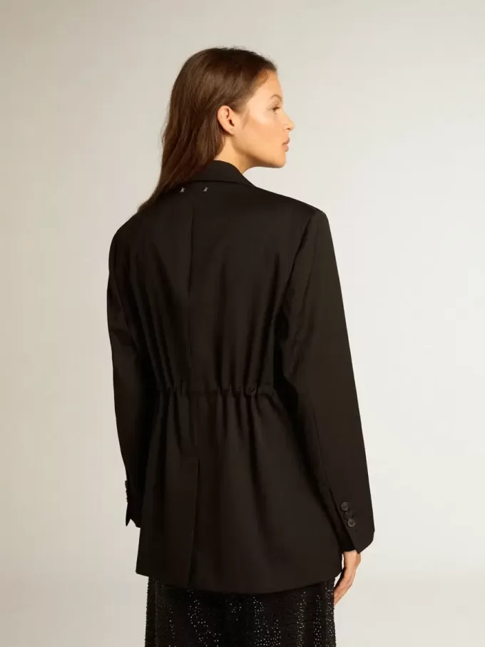 Chaqueta de esmoquin para mujer en gabardina de lana negra. Chaqueta de esmoquin para mujer en gabardina de lana negra.