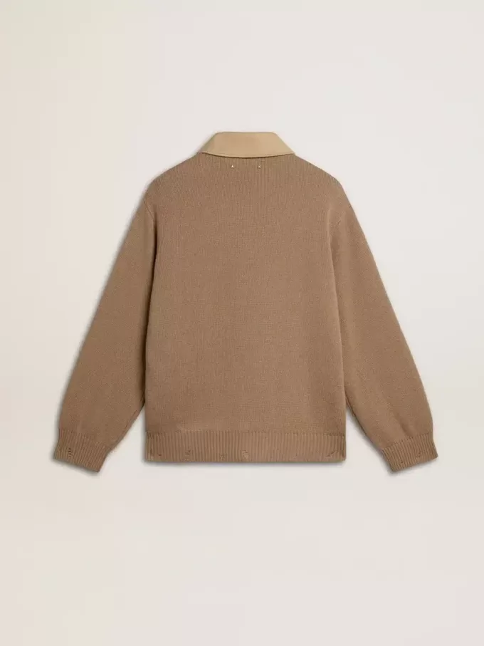 Chaqueta de hombre en piel nobuk color travertino con mangas y espalda en mezcla de lana Chaqueta de hombre en piel nobuk color travertino con mangas y espalda en mezcla de lana