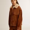 Chaqueta de mujer en piel serrada color tabaco con cuello de borreguillo Chaqueta de mujer en piel serrada color tabaco con cuello de borreguillo