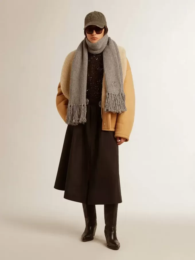 Chaqueta de piel de oveja para mujer con cuello chal ancho de piel de oveja Chaqueta de piel de oveja para mujer con cuello chal ancho de piel de oveja