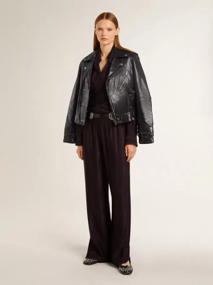 Chaqueta motera de cuero negro para mujer con efecto brillante Chaqueta motera de cuero negro para mujer con efecto brillante