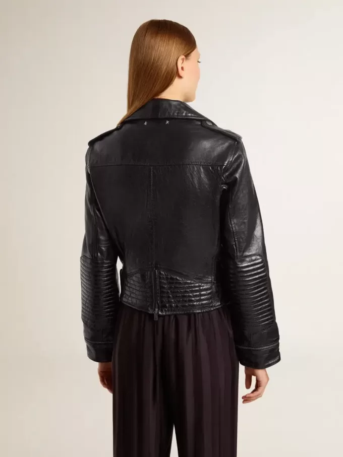 Chaqueta motera de cuero negro para mujer con efecto brillante Chaqueta motera de cuero negro para mujer con efecto brillante