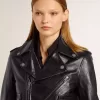 Chaqueta motera de cuero negro para mujer con efecto brillante Chaqueta motera de cuero negro para mujer con efecto brillante