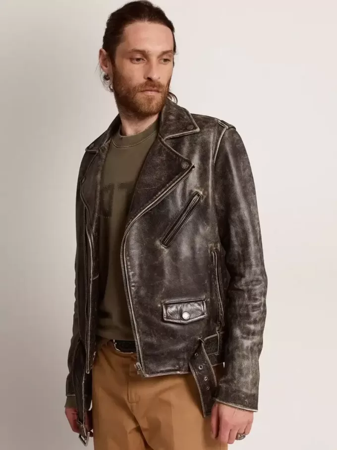 Chaqueta motera para hombre en piel desgastada Chaqueta motera para hombre en piel desgastada