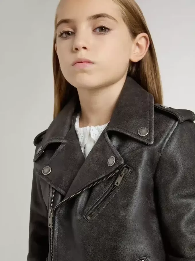 Chaqueta motera para niño en piel desgastada Chaqueta motera para niño en piel desgastada