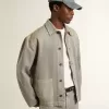 Chaqueta vaquera gris para hombre con tachuelas Chaqueta vaquera gris para hombre con tachuelas