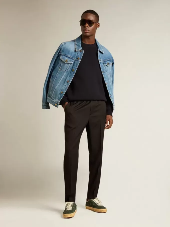 Chaqueta vaquera para hombre con lavado medio Chaqueta vaquera para hombre con lavado medio