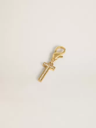 Charm con la letra T en latón dorado con cristales