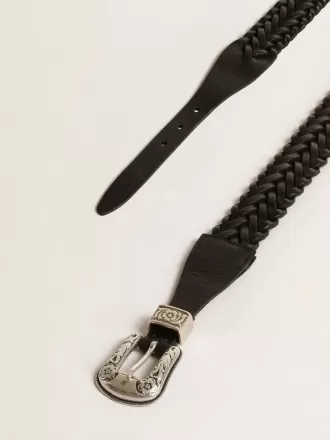 Cinturón de cuero trenzado negro con hebilla plateada