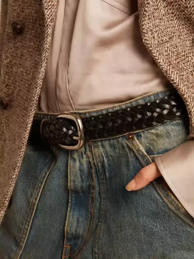 Cinturón de mujer en cuero negro Cinturón de mujer en cuero negro