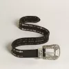 Cinturón de mujer en cuero negro con tachuelas Cinturón de mujer en cuero negro con tachuelas