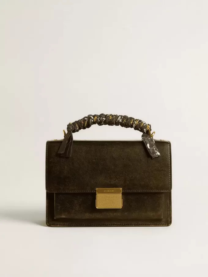 Colgante de tejido trenzado negro con cadena de latón Colgante de tejido trenzado negro con cadena de latón