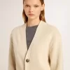 Cárdigan beige para mujer con las letras «Golden» en la espalda Cárdigan beige para mujer con las letras «Golden» en la espalda