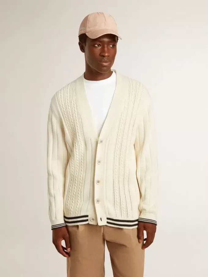 Cárdigan blanco de algodón para hombre con diseño de trenzado y ribetes azules Cárdigan blanco de algodón para hombre con diseño de trenzado y ribetes azules