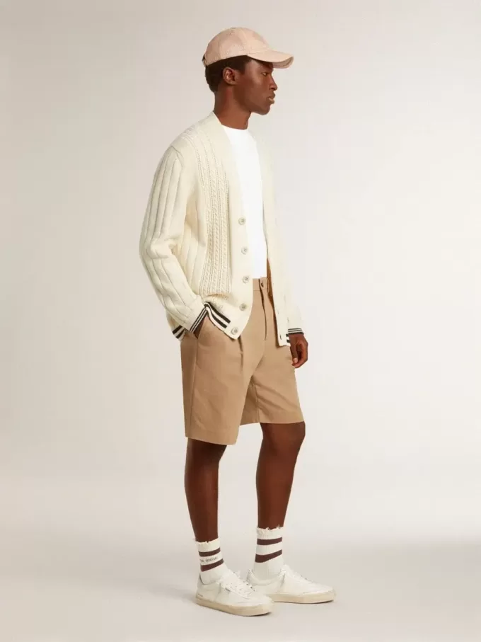 Cárdigan blanco de algodón para hombre con diseño de trenzado y ribetes azules Cárdigan blanco de algodón para hombre con diseño de trenzado y ribetes azules