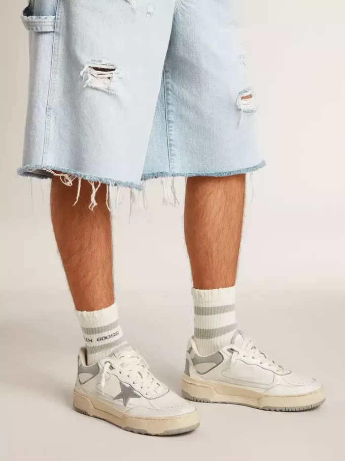 Forty2 para hombre con estrella gris y lengüeta trasera de cuero blanco Forty2 para hombre con estrella gris y lengüeta trasera de cuero blanco