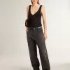 Forty2 para mujer con estrella negra y lengüeta del talón de cuero negro Forty2 para mujer con estrella negra y lengüeta del talón de cuero negro