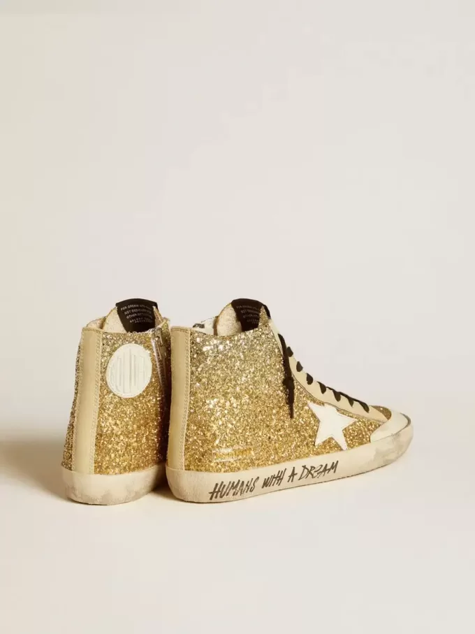 Francy Penstar en dorado brillante con estrella de cuero blanco Francy Penstar en dorado brillante con estrella de cuero blanco