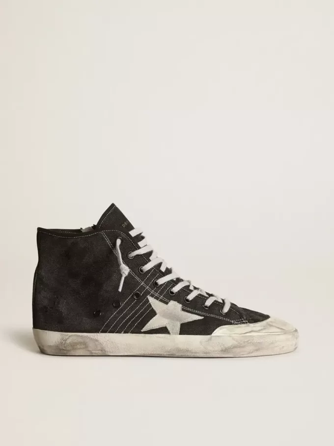 Francy Penstar en lona negra con estrella de ante blanco y lengüeta del talón de ante negro Francy Penstar en lona negra con estrella de ante blanco y lengüeta del talón de ante negro