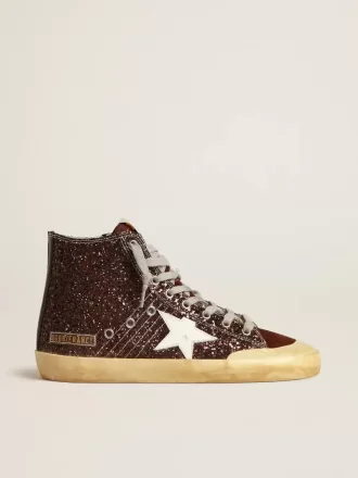 Francy Penstar en marrón brillante con estrella de cuero blanco