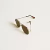 Gafas de sol aviador con montura plateada y lentes verdes Gafas de sol aviador con montura plateada y lentes verdes