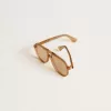 Gafas de sol estilo aviador con montura y lentes color miel Gafas de sol estilo aviador con montura y lentes color miel