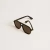 Gafas de sol estilo aviador con montura y lentes negras Gafas de sol estilo aviador con montura y lentes negras