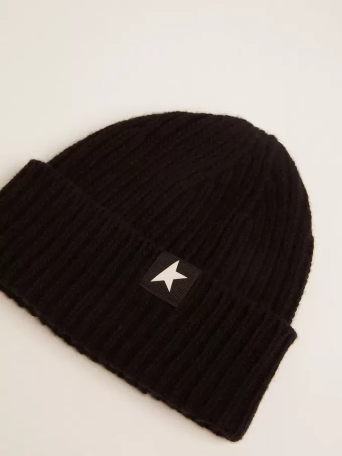 Gorro de lana negro con estrella blanca Gorro de lana negro con estrella blanca