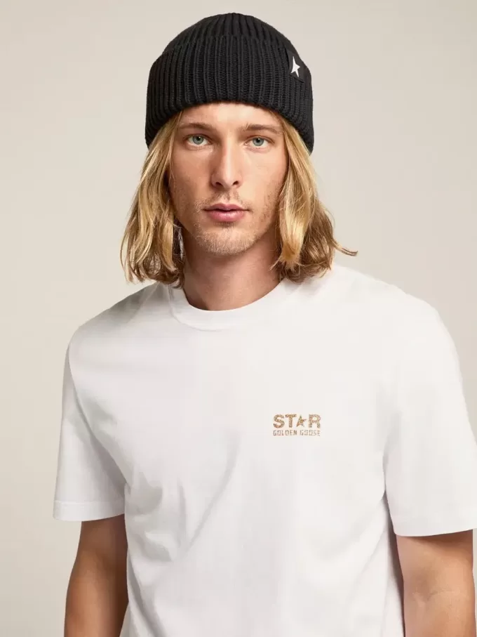 Gorro de lana negro con estrella blanca Gorro de lana negro con estrella blanca