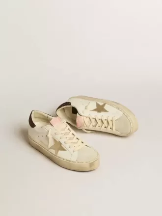 Hi Star con estrella de cuero metalizado platino y lengüeta con purpurina en el talón