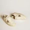 Hi Star LTD con estrella de cristal Swarovski y lengüeta de cuero negro en el talón Hi Star LTD con estrella de cristal Swarovski y lengüeta de cuero negro en el talón