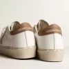 Hi Star para mujer con estrella plateada brillante y lengüeta del talón en nubuck gris paloma Hi Star para mujer con estrella plateada brillante y lengüeta del talón en nubuck gris paloma