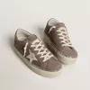 Hi Star para mujer en ante con estrella de piel plateada y lengüeta de piel en el talón Hi Star para mujer en ante con estrella de piel plateada y lengüeta de piel en el talón