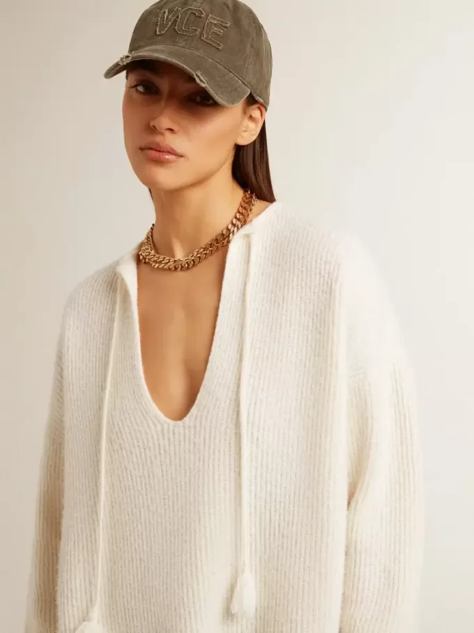 Jersey de lana acanalado con cuello en V y cordón con borlas Jersey de lana acanalado con cuello en V y cordón con borlas