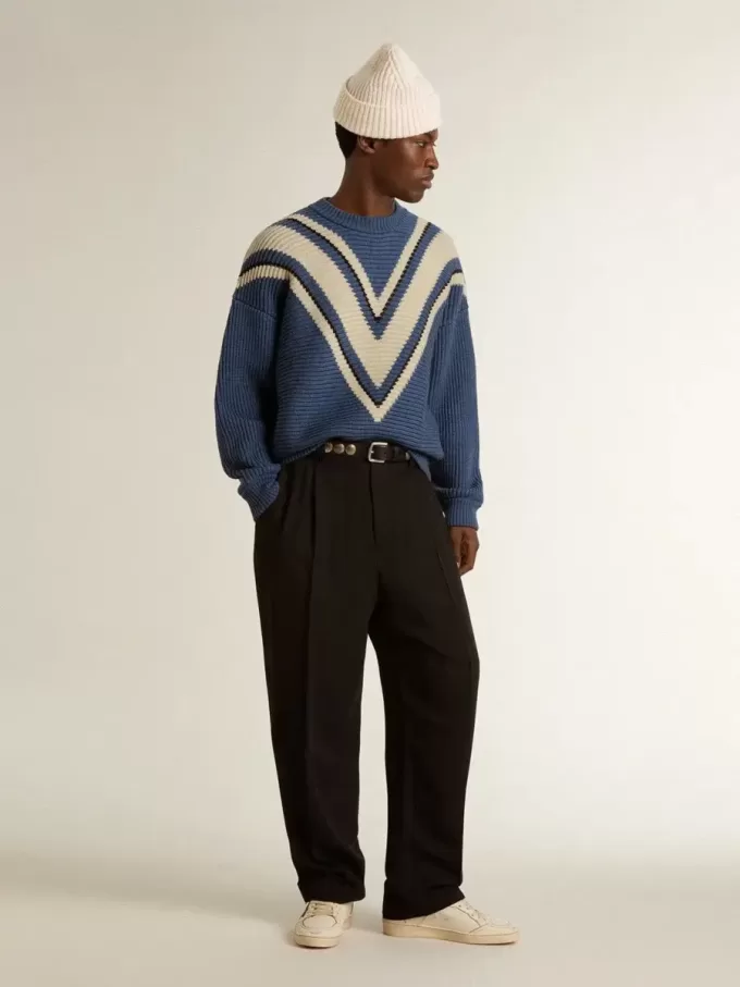 Jersey de lana jacquard azul claro para hombre con estampado en color crema Jersey de lana jacquard azul claro para hombre con estampado en color crema