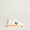 Junior Ball Star con estrella azul brillante y lengüeta trasera de ante beige Junior Ball Star con estrella azul brillante y lengüeta trasera de ante beige