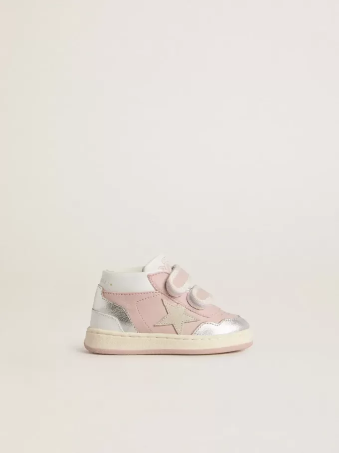 Junior June en piel rosa con inserciones de piel metalizada y estrella de ante Junior June en piel rosa con inserciones de piel metalizada y estrella de ante