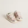 Junior June en piel rosa con inserciones de piel metalizada y estrella de ante Junior June en piel rosa con inserciones de piel metalizada y estrella de ante