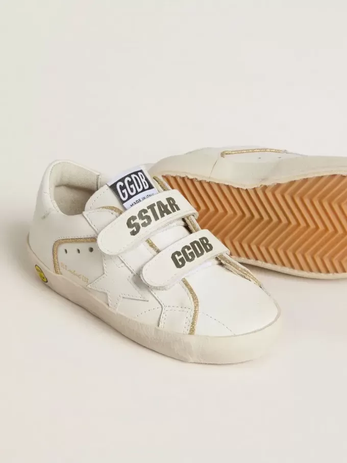 Junior Old School en piel blanca con detalles dorados Junior Old School en piel blanca con detalles dorados