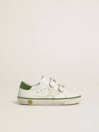 Junior Old School en piel blanca con lengüeta del talón en napa verde e inserción verde Junior Old School en piel blanca con lengüeta del talón en napa verde e inserción verde