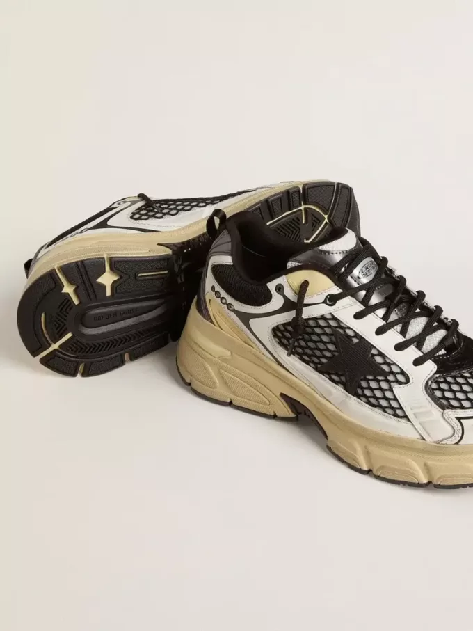 Lightstar para hombre en piel blanca y malla negra con estrella de TPU negra Lightstar para hombre en piel blanca y malla negra con estrella de TPU negra