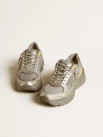 Lightstar para hombre en piel metalizada y malla plateada con estrella gris