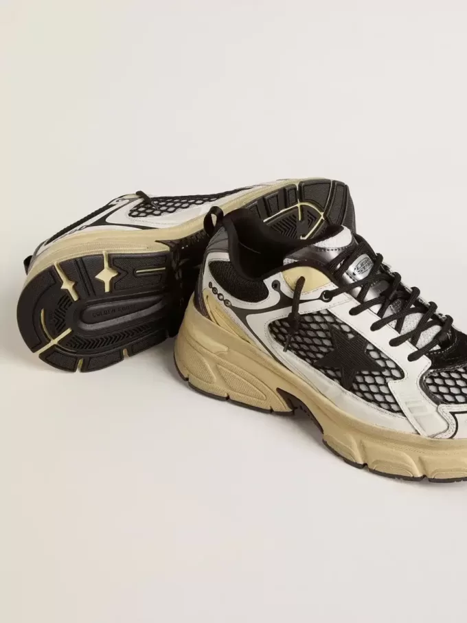 Lightstar para mujer en piel blanca y malla negra con estrella de TPU negra