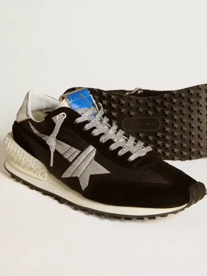 Marathon para hombre con parte superior de nailon ripstop negro y estrella plateada Marathon para hombre con parte superior de nailon ripstop negro y estrella plateada
