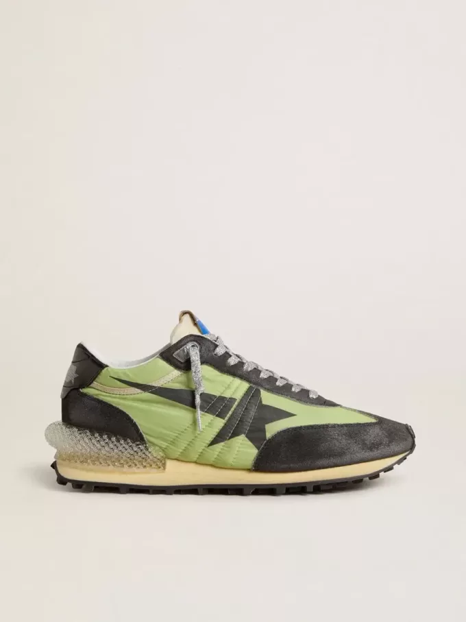 Marathon para hombre con parte superior de nailon verde y estrella negra Marathon para hombre con parte superior de nailon verde y estrella negra