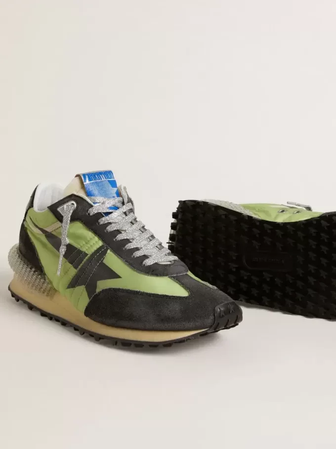 Marathon para hombre con parte superior de nailon verde y estrella negra Marathon para hombre con parte superior de nailon verde y estrella negra