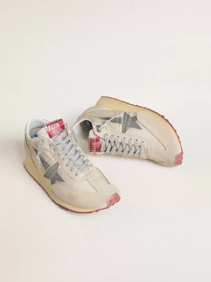 Marathon para mujer con parte superior de nailon beige y estrella gris Marathon para mujer con parte superior de nailon beige y estrella gris
